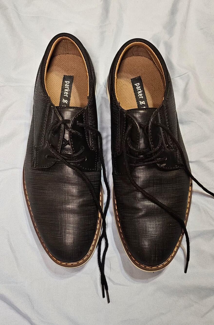 Men's dress shoes